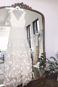 A-Line V-Neck Backless Floor-Length Wedding Dress with Appliques OHD251