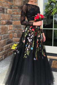 Two Piece Crew Long Sleeves Black Prom Dress with Lace Appliques OHC554