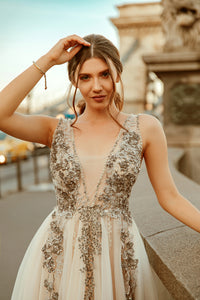 Long Deep V-neck Sleeveless Backless Lace Sexy Beaded Prom Dress 2020 LPD1