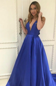 A-Line Deep V-Neck Court Train Royal Blue Satin Prom Dress with Bowknot Q11