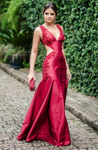 Memraid Deep V-Neck Floor-Length Red Satin Cut Out Prom Dress with Beading Q27