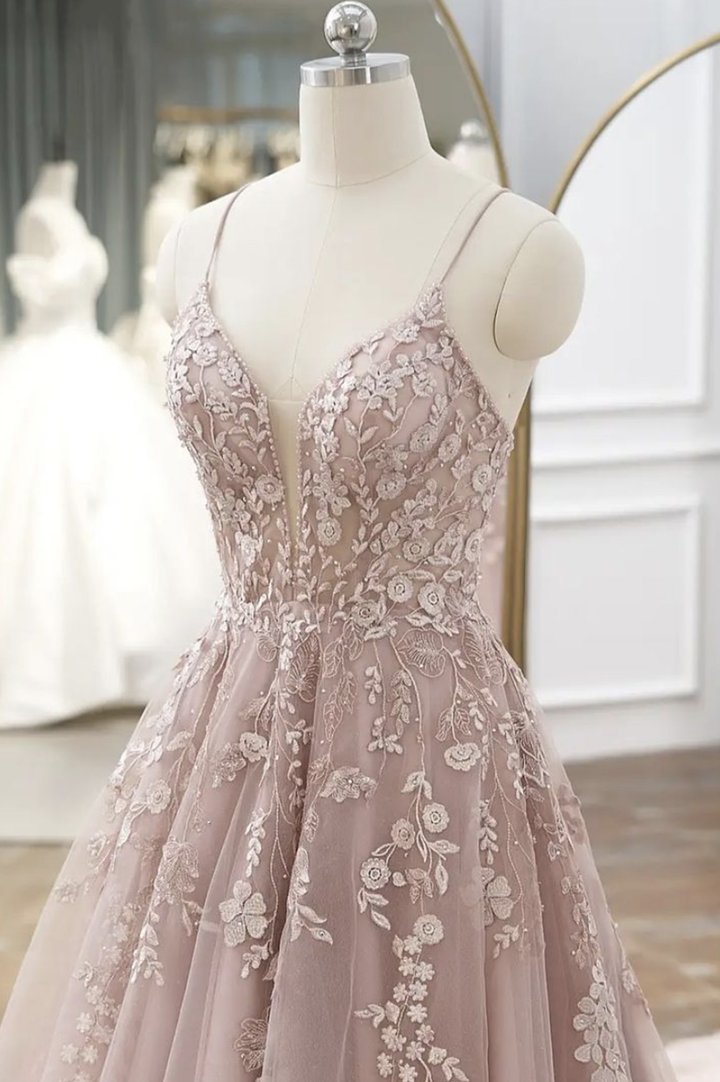 Buy Tulle Prom Dresses V-neck Ball-Gown/Princess Asymmetrical Chanel online  – Misspromdress