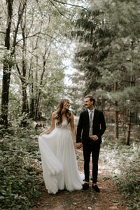 Exquisite Lace Wedding Dress Sexy V-Neck Modest Tulle Wedding Dress Gown CA2302|CathyProm