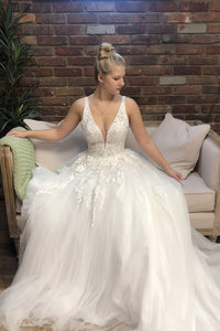 Charming A Line V-Neck Lace Long Wedding Dresses Wedding Dress Custom Made Wedding Gown OHD177 | Cathyprom