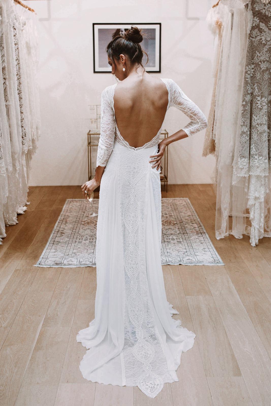 Exquisite Lace Long Sleeve Sexy Backless Rustic Wedding Dress Bridal G cathyprom Exquisite Lace Long Sleeve Sexy Backless Rustic Wedding Dress Bridal G cathyprom